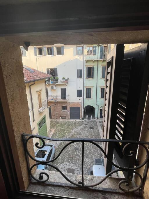 Black Mirror Verona Exterior foto